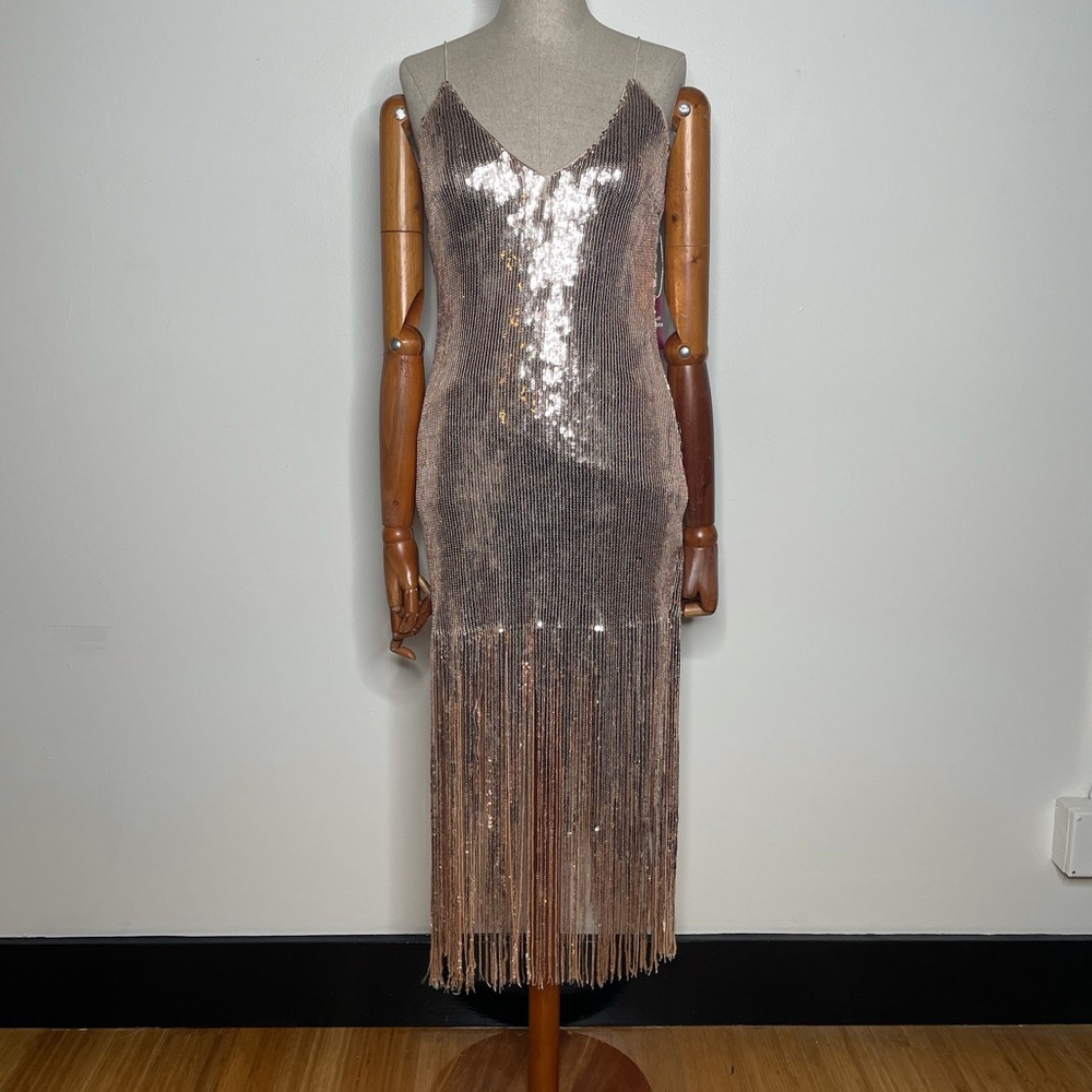 NWT Forever21 rose gold sequin midi dress. S